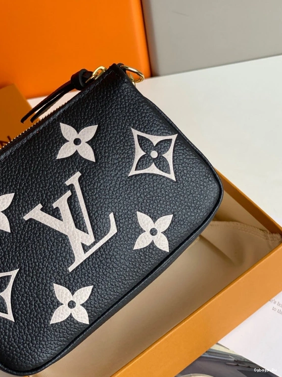 POCHETTE MINI LOUIS VUITTON ACCESSOIRES 0513
